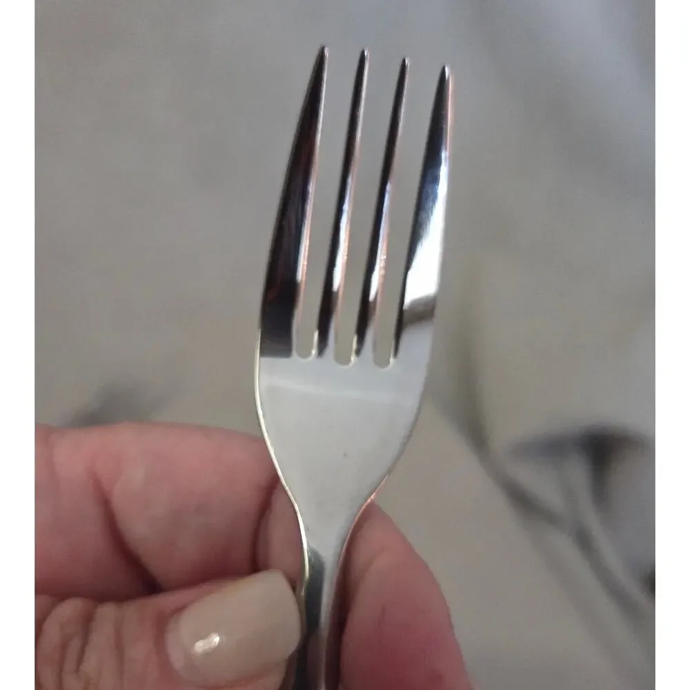 Lot 4 Cambridge TRIPOLI II SAND Stainless Salad Fork Frost Handle Flatware